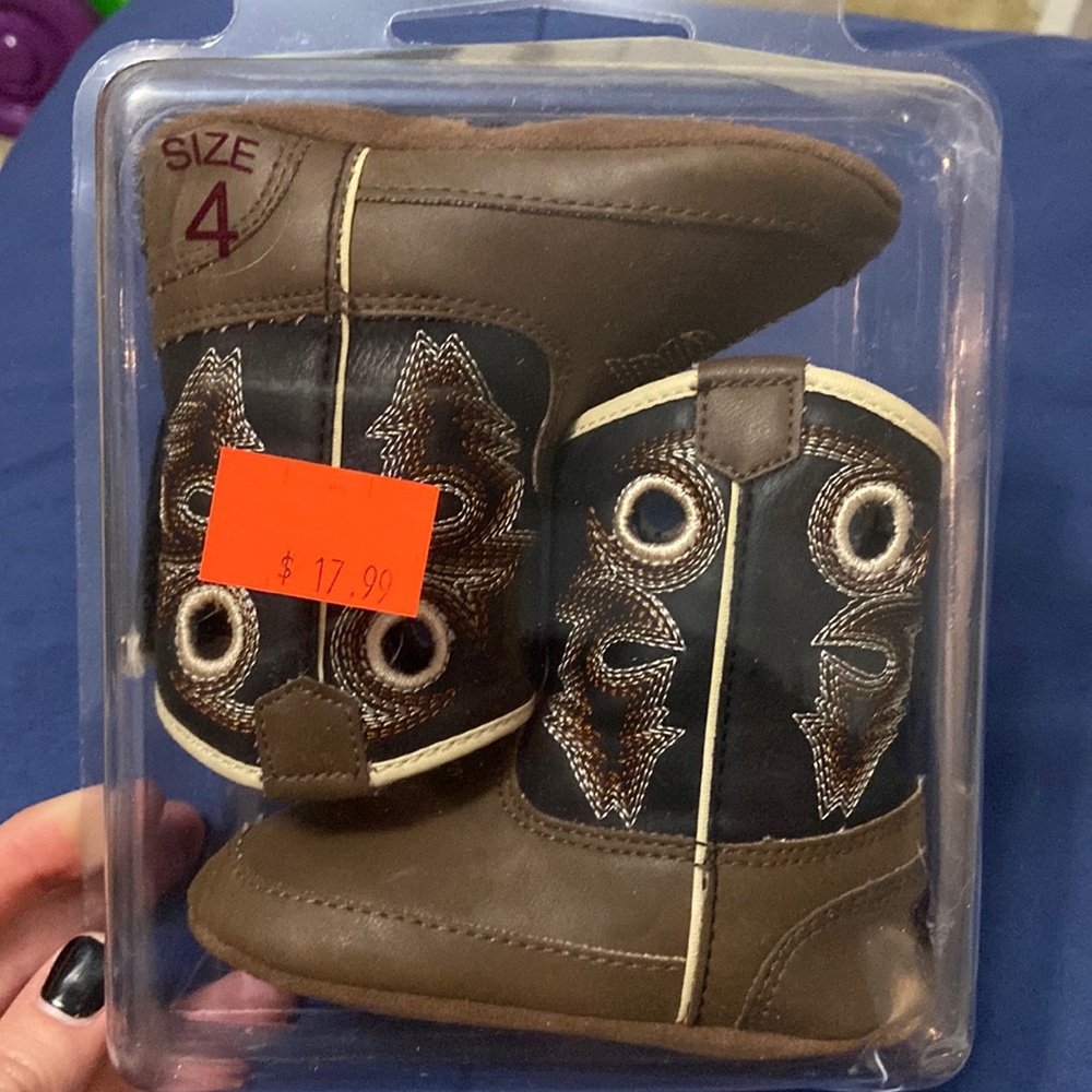 Infant boots